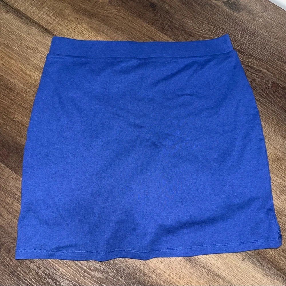 NWT Jones New York Signature The Split Hem Skort